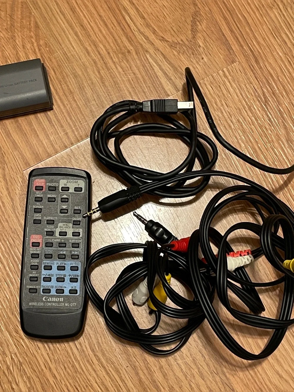 Canon ZR 25 Camcorder untested